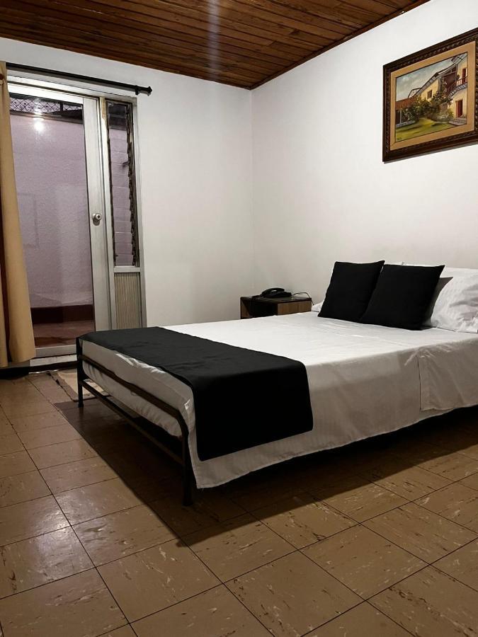 Hotel Alpino Armenia Eksteriør billede