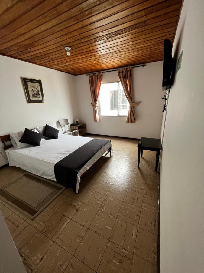 Hotel Alpino Armenia Eksteriør billede